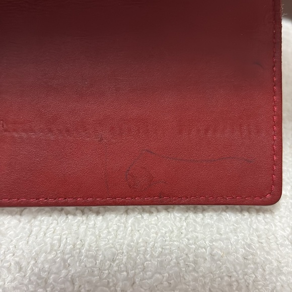 Louis Vuitton Sarah Wallet in Vernis Red - Picture 5 of 6